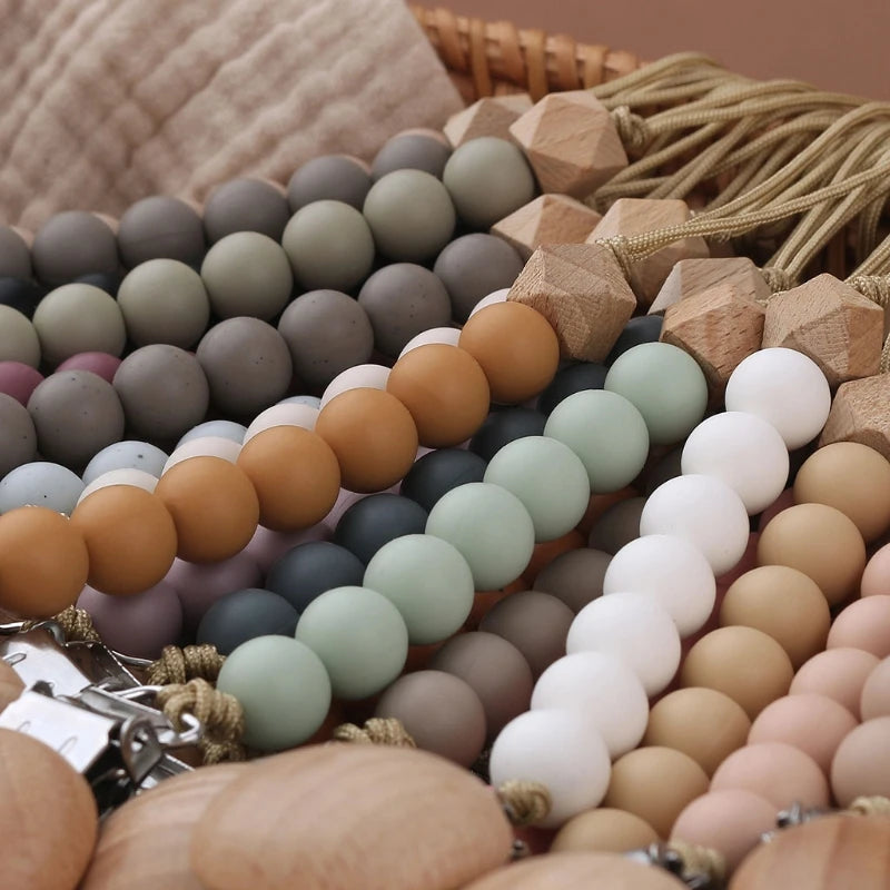Farbenfrohe Schnullerkette