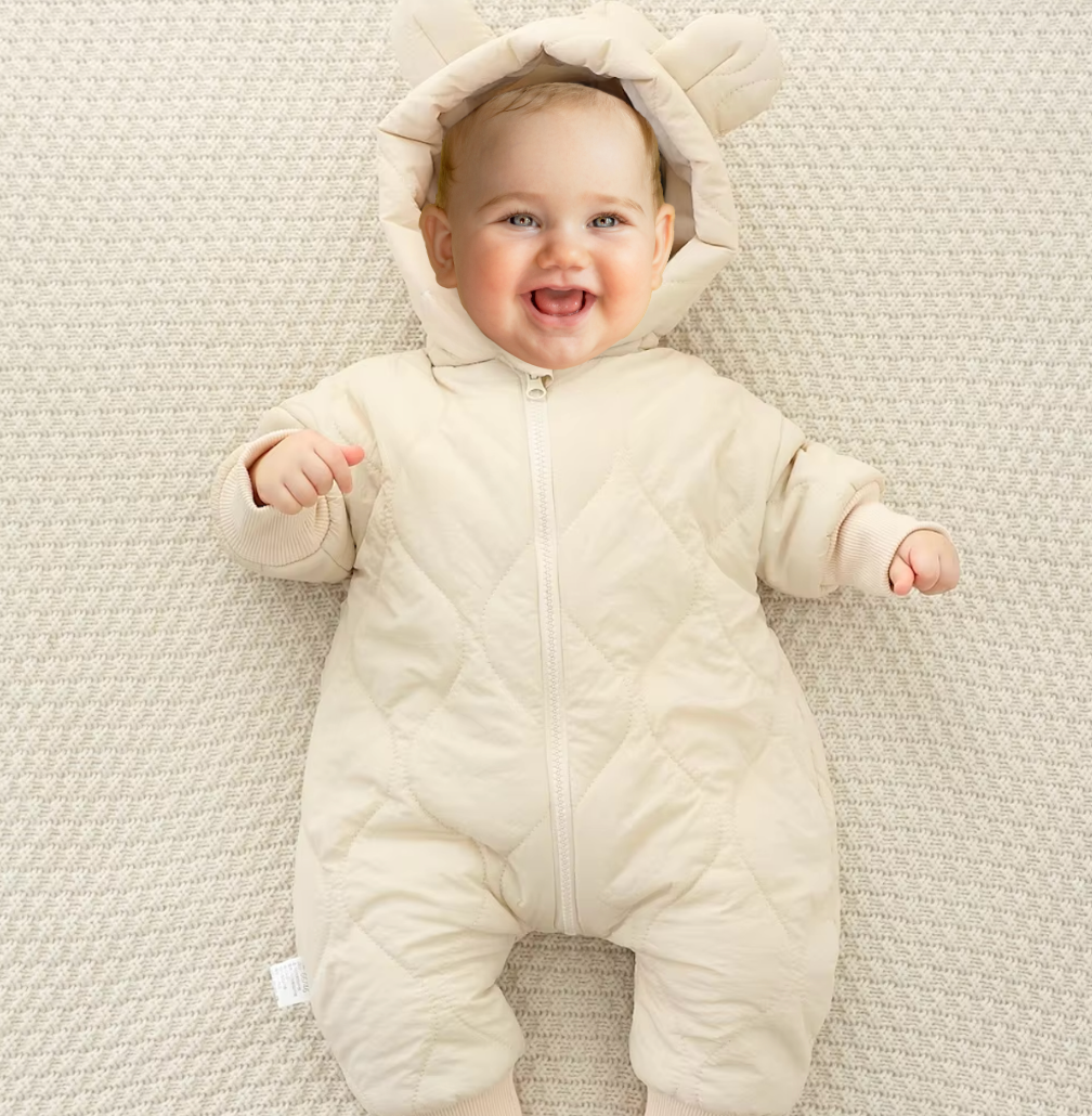 Gefütterter Baby-Overall