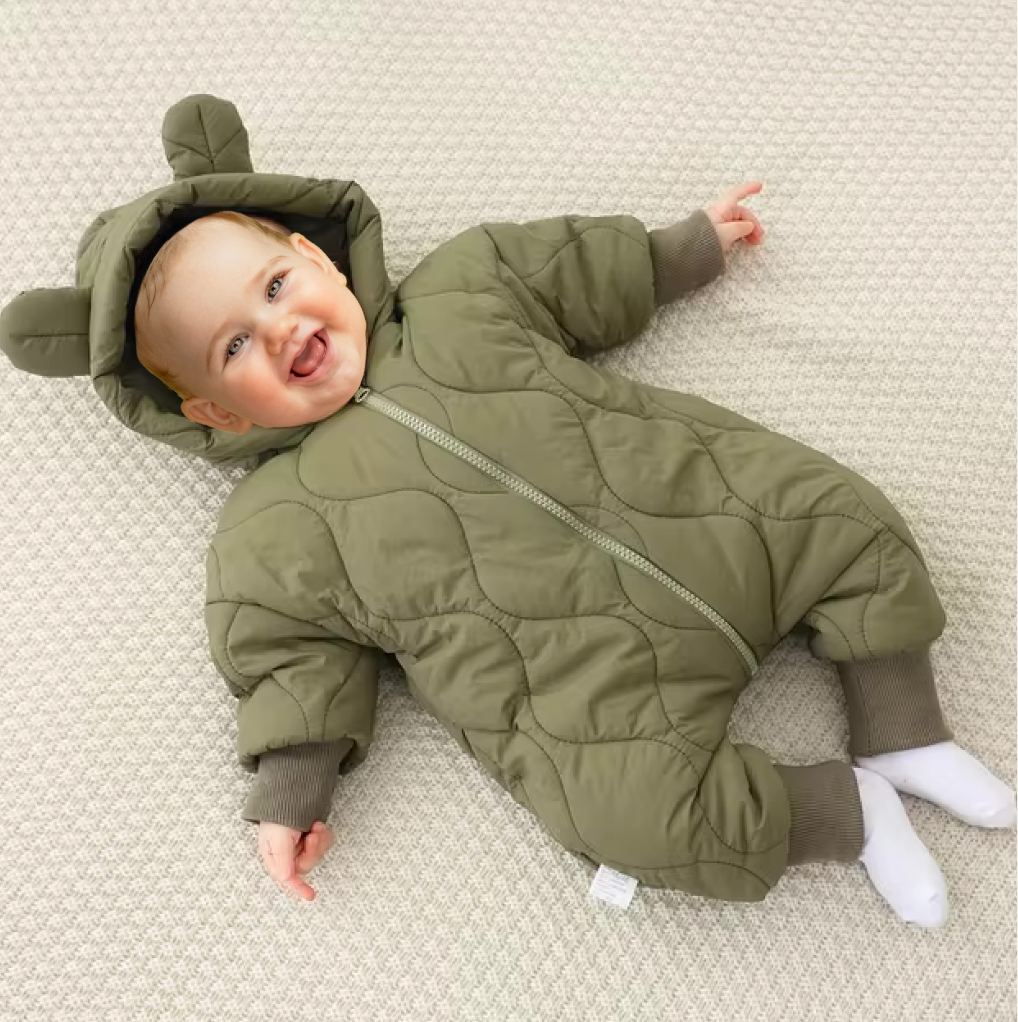Gefütterter Baby-Overall