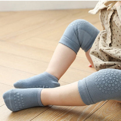 Baby Knieschützer & Anti-Rutsch Socken