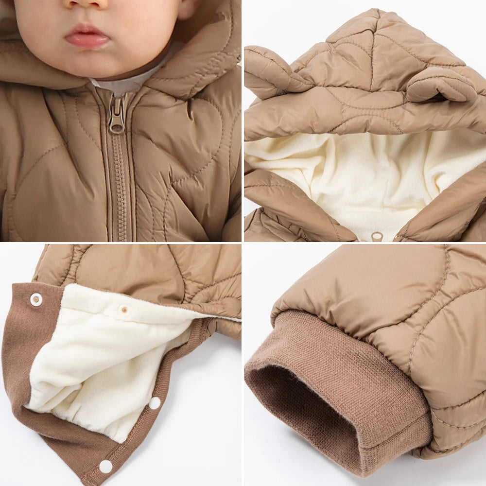 Gefütterter Baby-Overall